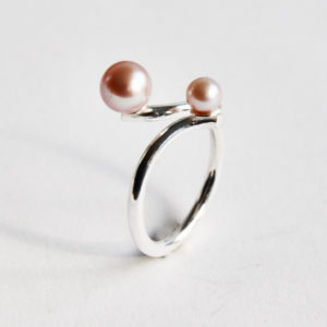 Silhouette coil ring with 2 blush pearls